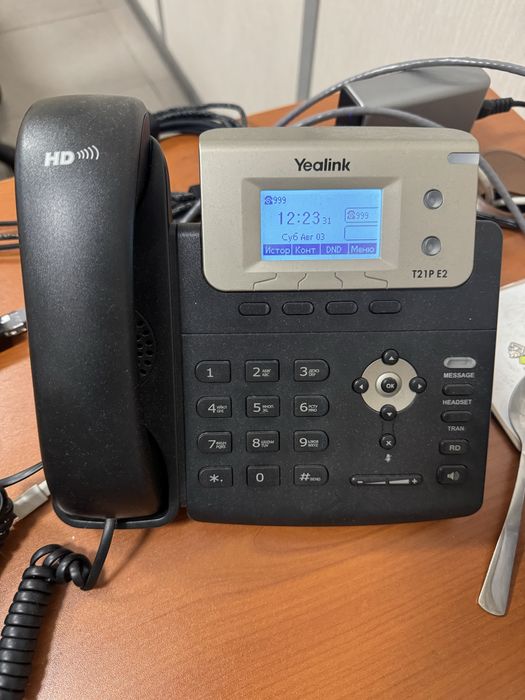 SIP телефоны Yealink SIP-T21P E2