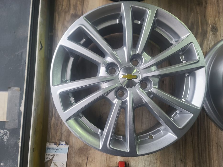 Kobilt radnoy saka diskalar sotiladi