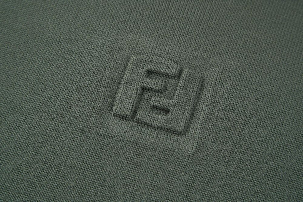 Мъжки суичъри -различни модели