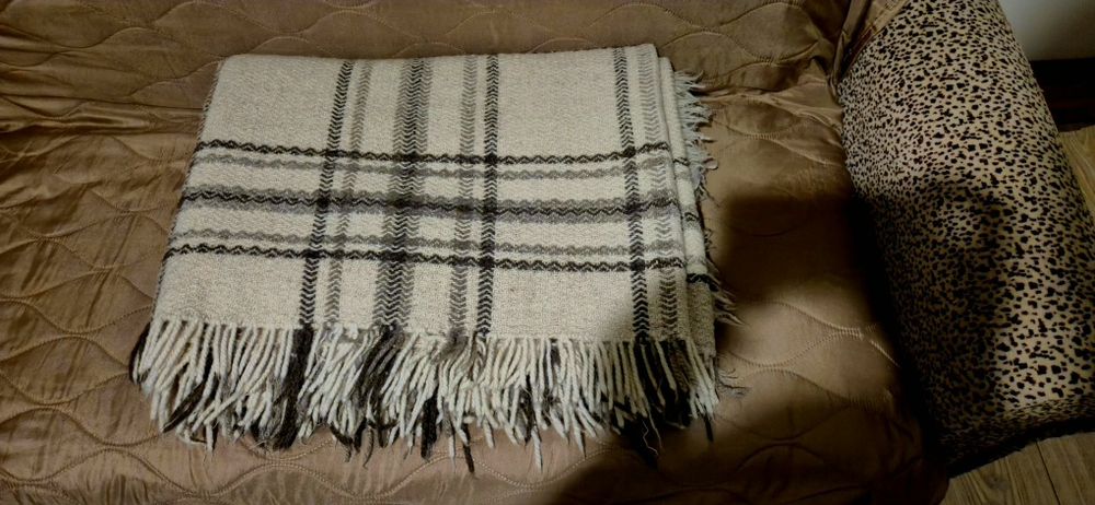 Два броя родопски одеала 160/210