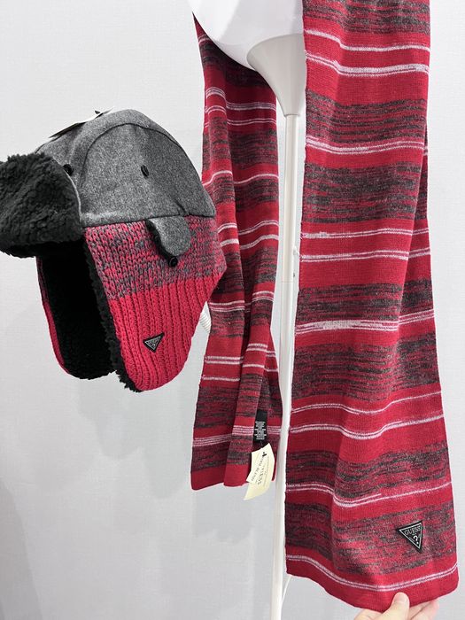 Новый комплект Guess Los Angeles шапка и шарф