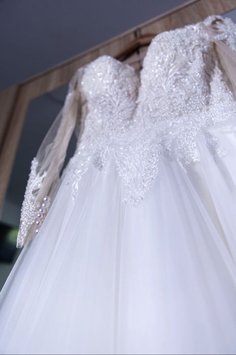 Vând rochie de mireasă