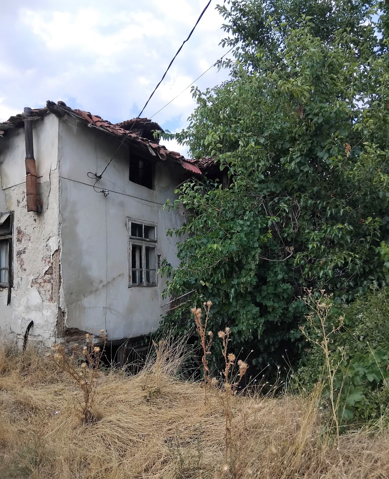 Продава къща в гр.Бобошево