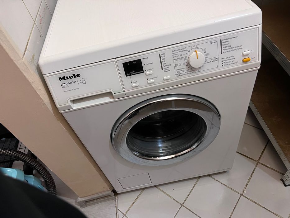 Пералня Miele Edition 111 W3371