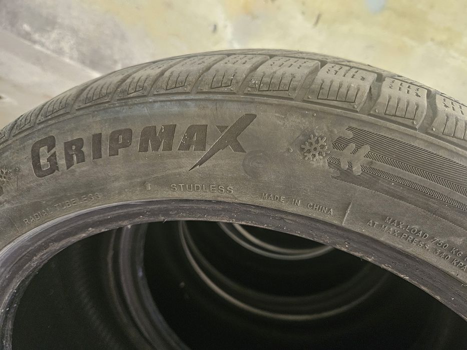 Зимни гуми 235 45 18