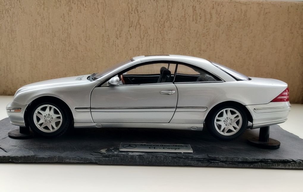 Macheta scara 1 18 Mercedes CL Autoart