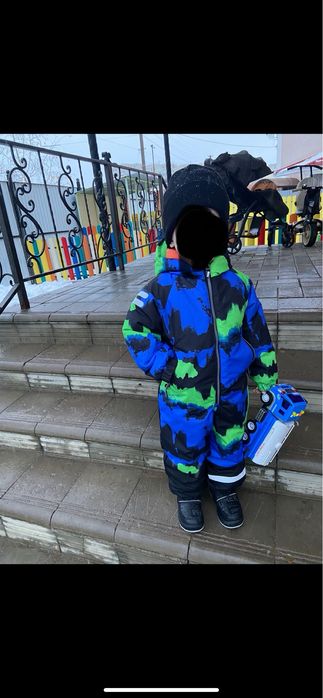 Продам детский зимний комбинезон