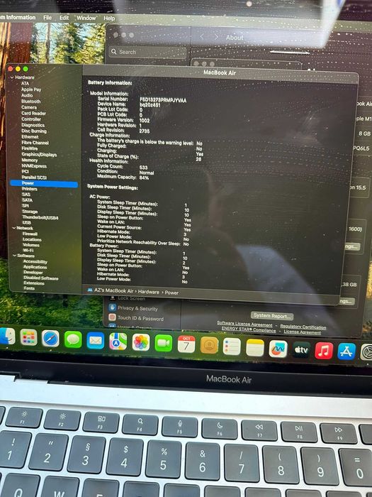 MacBook M1 2020 Silver SSD 512 GB 8 GB RAM 13,3 inch Impecabil
