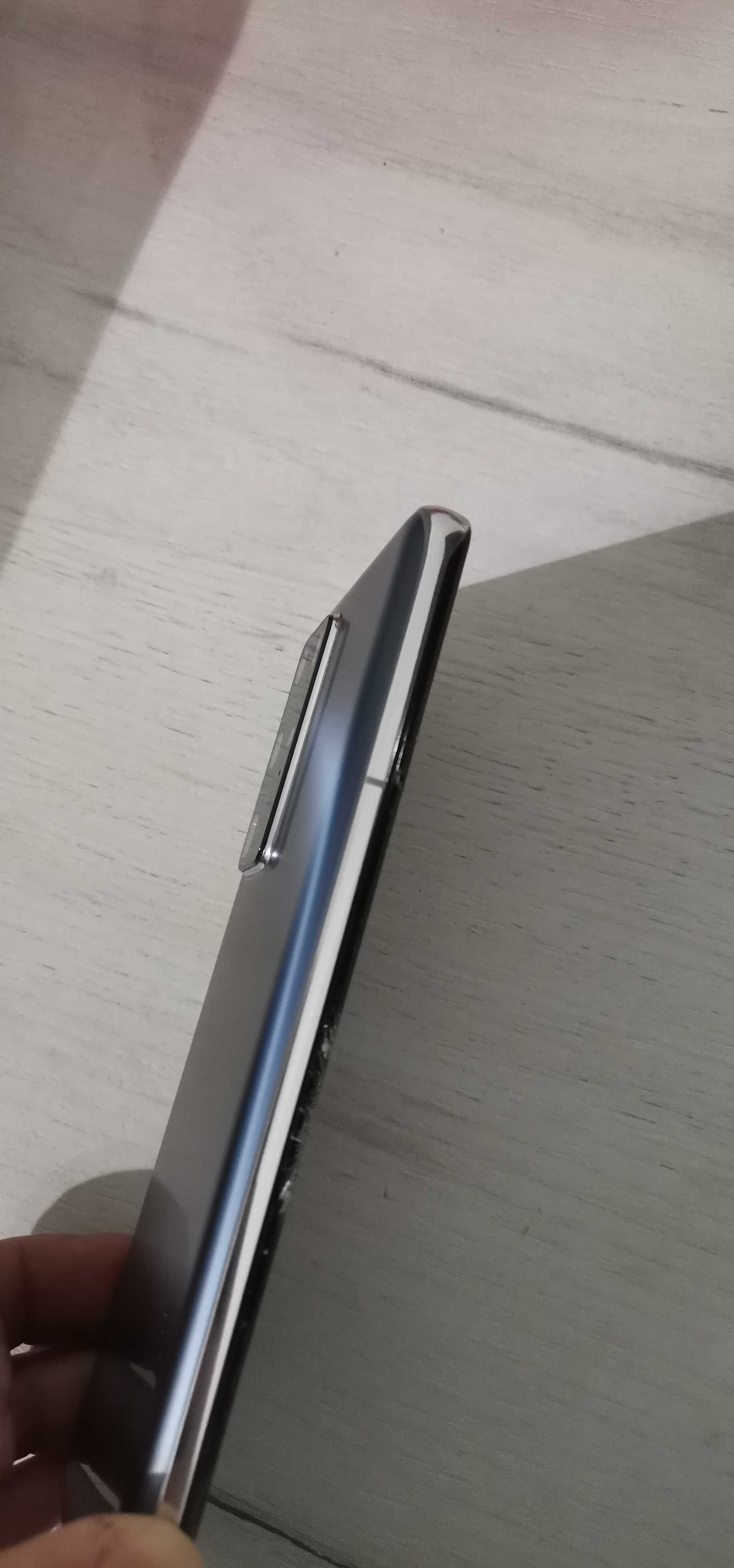 Huawei p40 pro cu garanție pe 2 ani URGENT