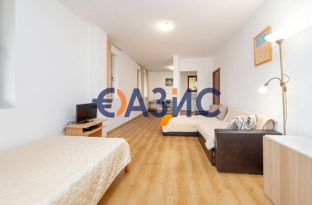 Продава се Двустаен апартамент в к.к. Слънчев бряг - 92 кв.м за 1022 €/кв.м - Снимка #8