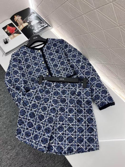 Комплекти Chanel, Dior