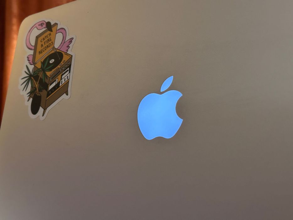 MacBook Pro Retina 15” (A1398) – 16GB RAM, 500GB SSD