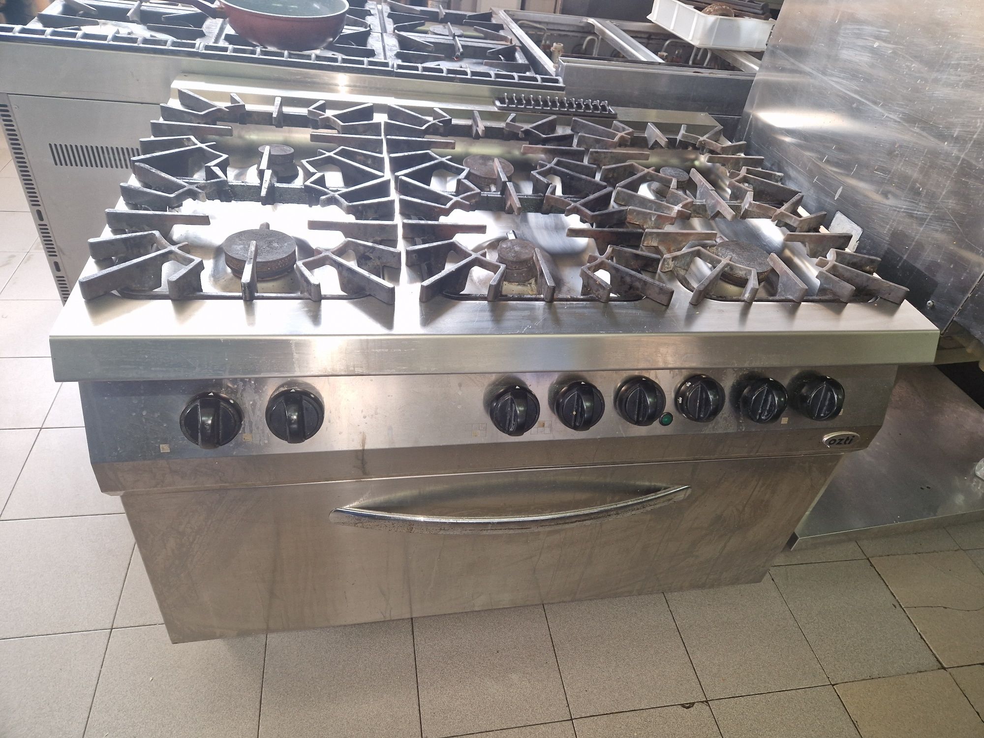 Rotisor pui electric, la 380v, cuptor electric