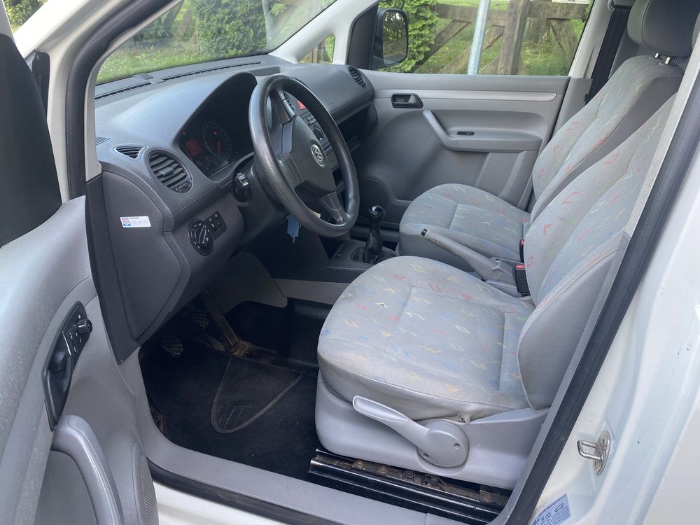 2010 vw caddy MAXI  1.9 tdi 105 cp