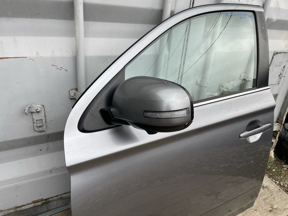 Portiera fata stanga completa Mitsubishi outlander 3 2015-2022