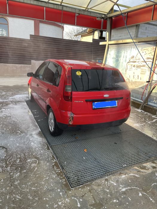 Vand Ford Fiesta 1.4 diesel an 2003