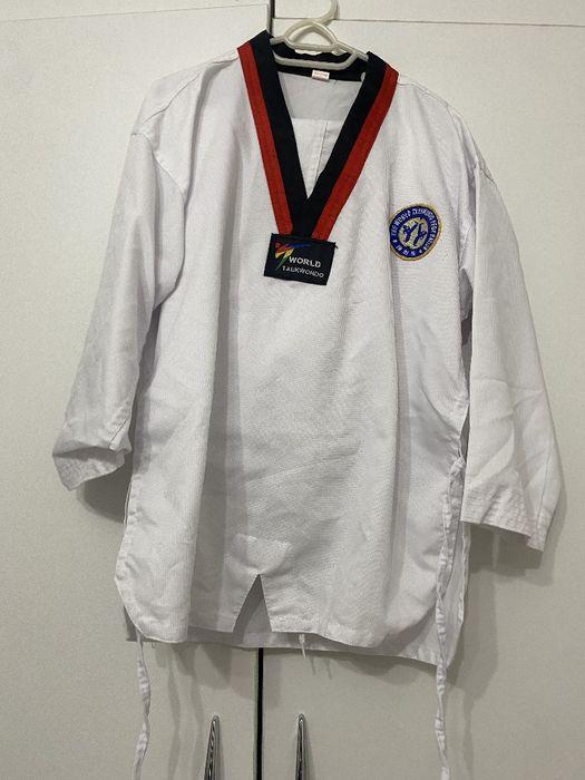 Продам Кимоно размер на 150см