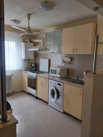 Apartament de inchiriat 2 camere zona Piata-Cetate Alba Iulia