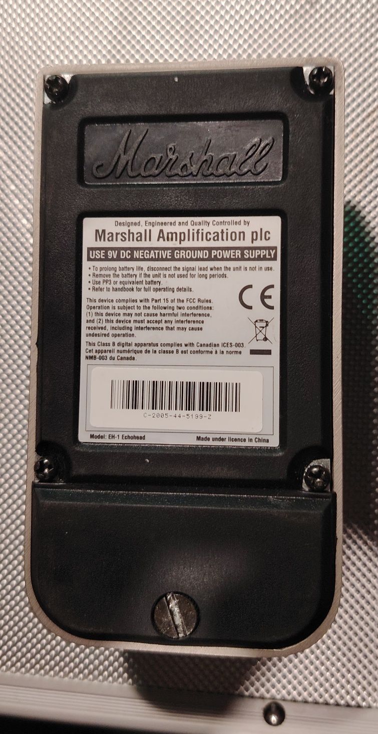 Китарен ефект "Marshall EH-1 Echohead delay".