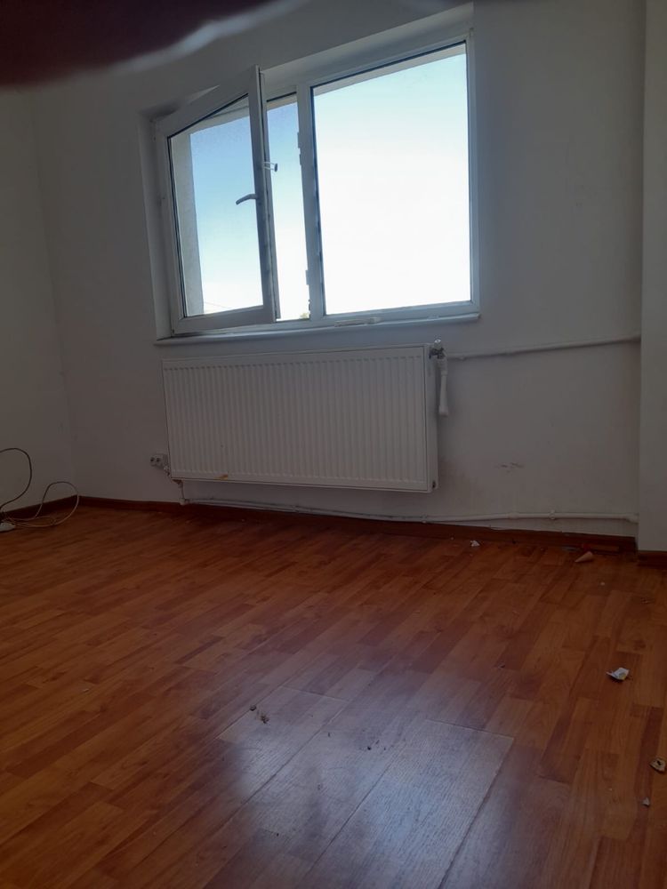 Vand apartament 2 camere Tomis Nord