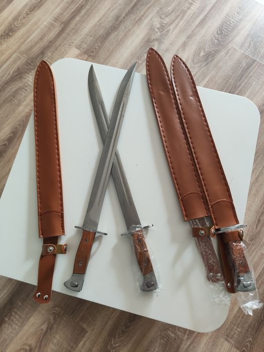 Maceta + teaca piele / Baionetă 50 cm vânătoare