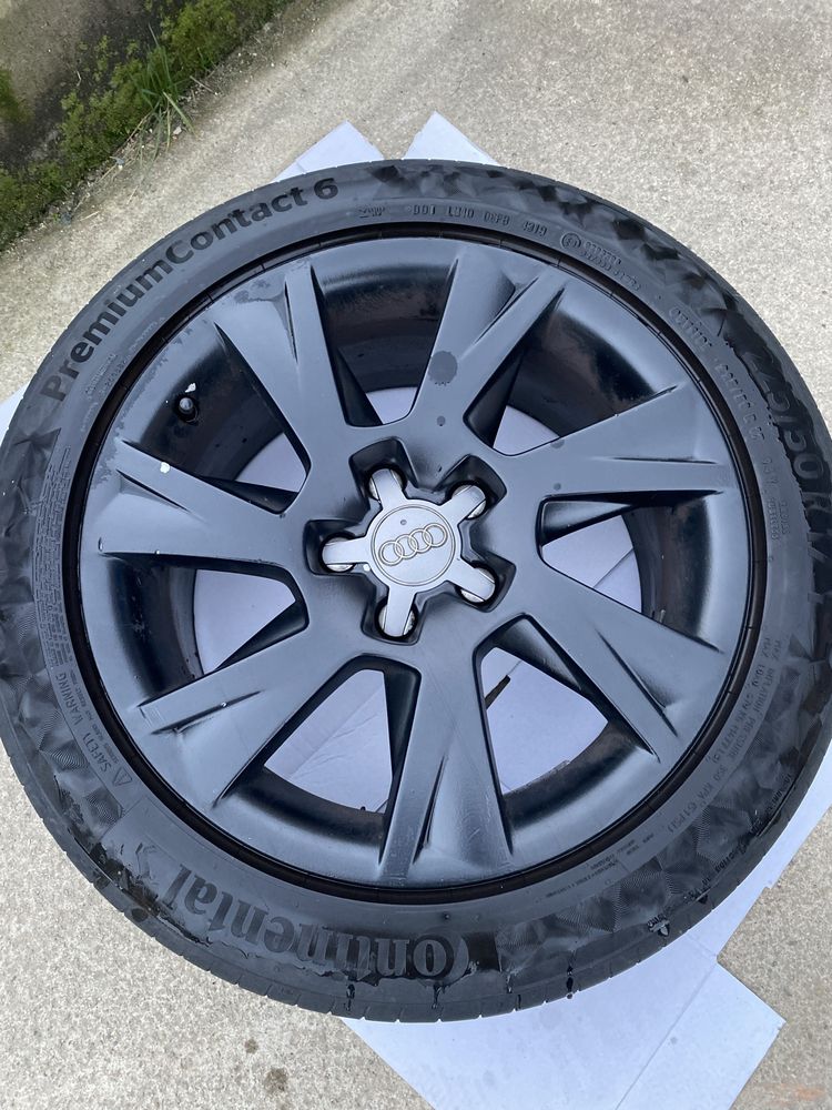 Roți / Jante R17 Audi VW R17 ET 28 5x112 negre cu cauciucuri de vara