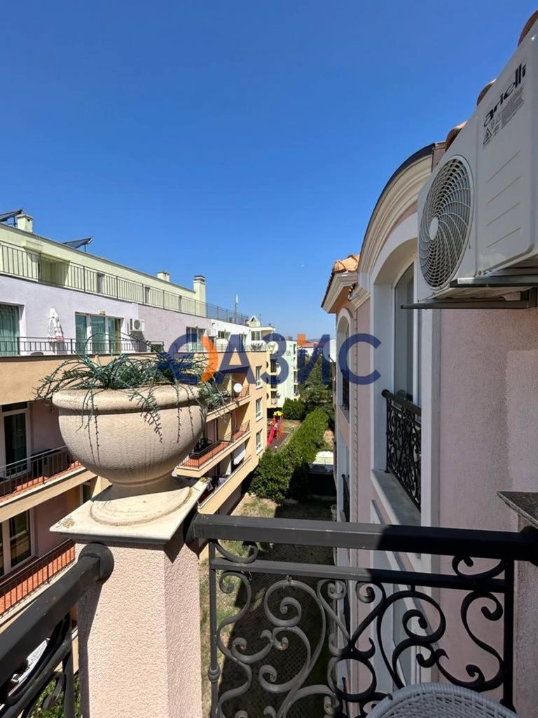 Продава се Двустаен апартамент в к.к. Слънчев бряг - 45 кв.м за 1296 €/кв.м - Снимка #10