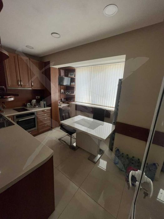 Продава се Двустаен апартамент в Варна, Младост 2 - 60 кв.м за 2584 €/кв.м - Снимка #1