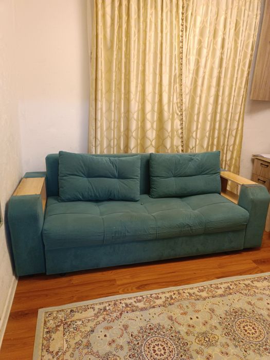 Продам диван в хорошем состоянии