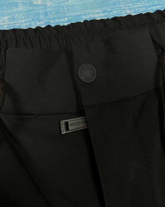 Pantaloni dsquared2 model nou