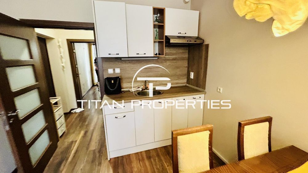 Дава се под наем Двустаен апартамент в Бургас, Възраждане - 64 кв.м за 408 € - Снимка #3