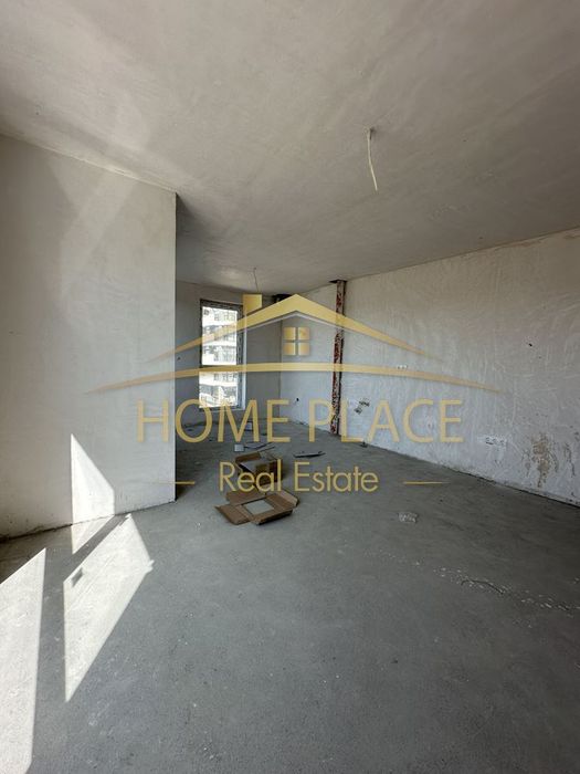 Тристаен апартамент в кв.Левски