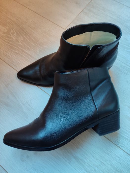 Черни ботуши истинска кожа, размер 36
