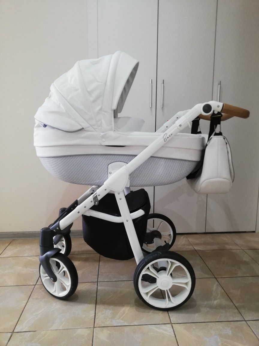 Бебешка количка 2в1 BASS COCONUT ECO/WHITE - ROAN
