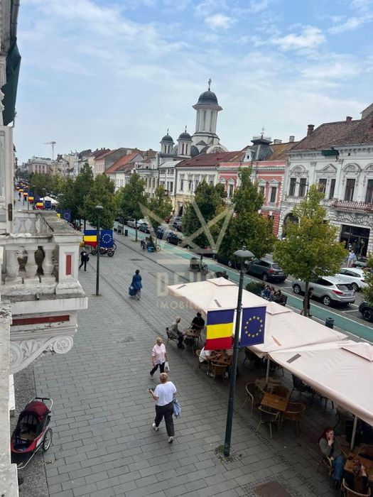 Apartament de vanzare pe Bulevardul Eroilor