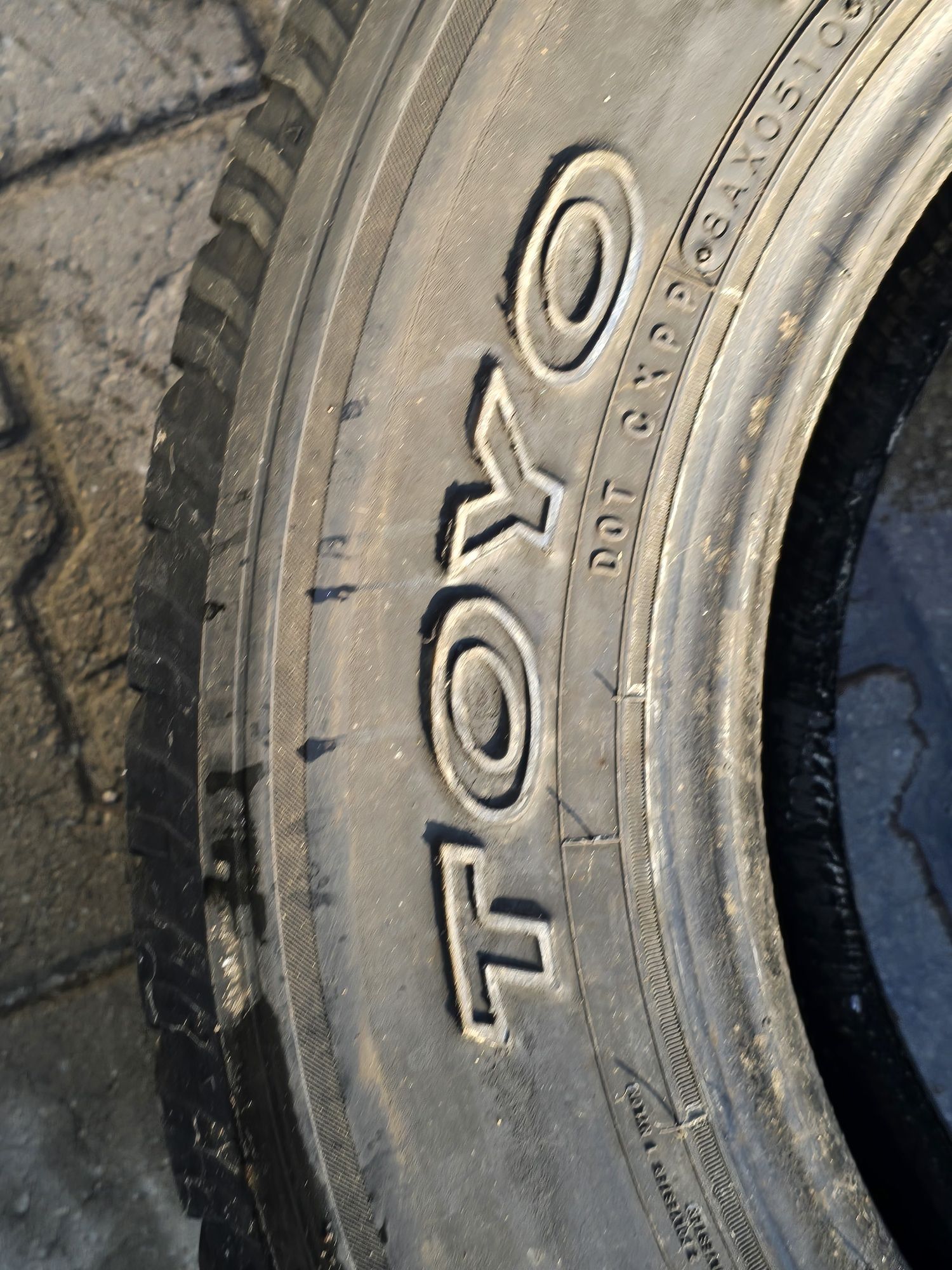 265 65 18 toyo.  .