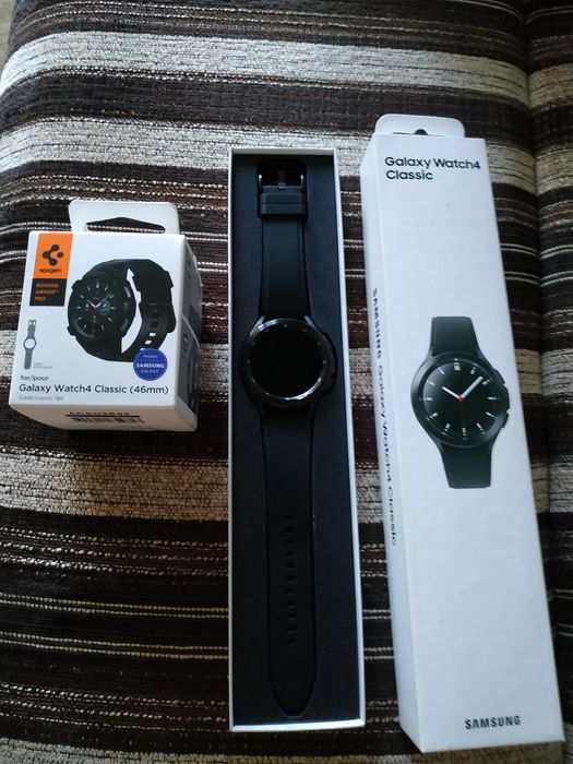 Продам часы Galaxy watch 4 classic 46mm плюс ориг. защит.  чехол!