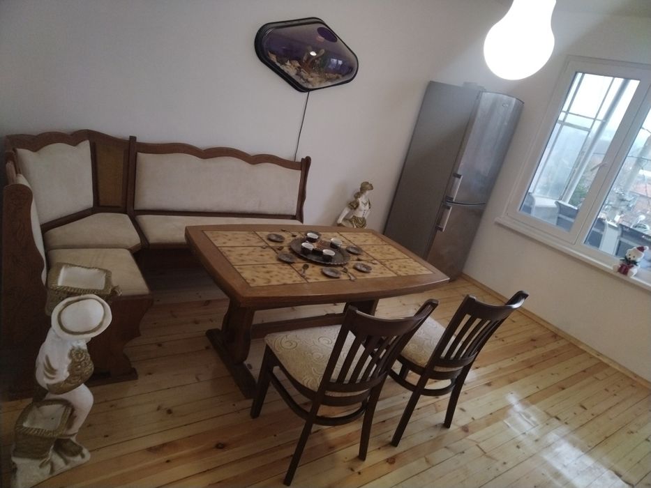 Напълно обзаведен етаж от къща ул. Крали Марко 15 / от собственик