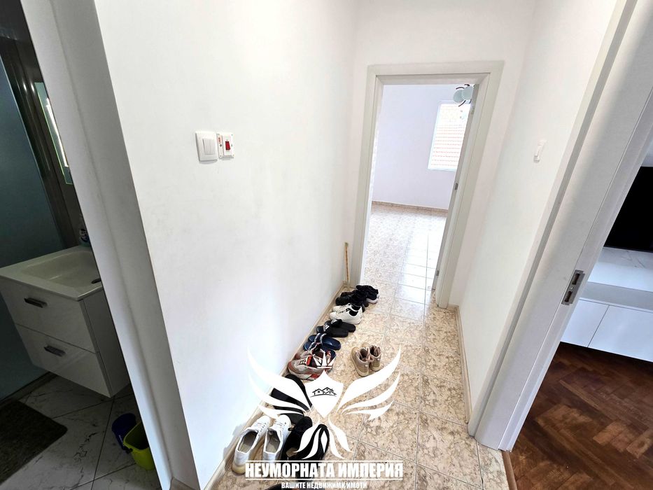 Дава се под наем Тристаен апартамент в Асеновград - 120 кв.м за 563 € - Снимка #10