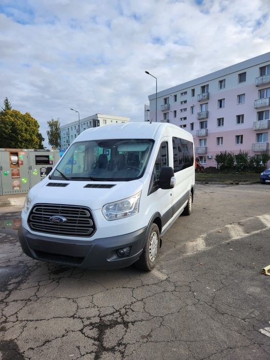 Ford Transit 8+1