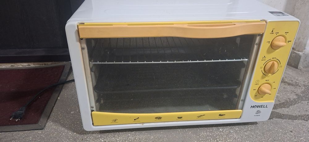 Cuptor electric Howell Italia