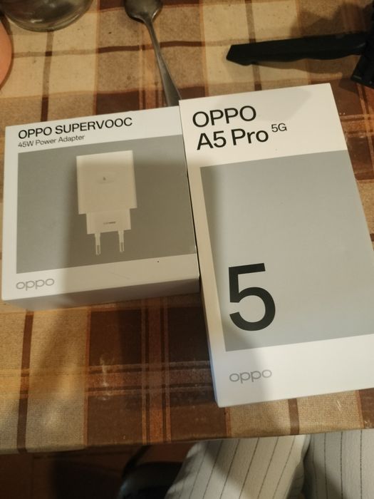 Vând oppo A5 Pro 5G