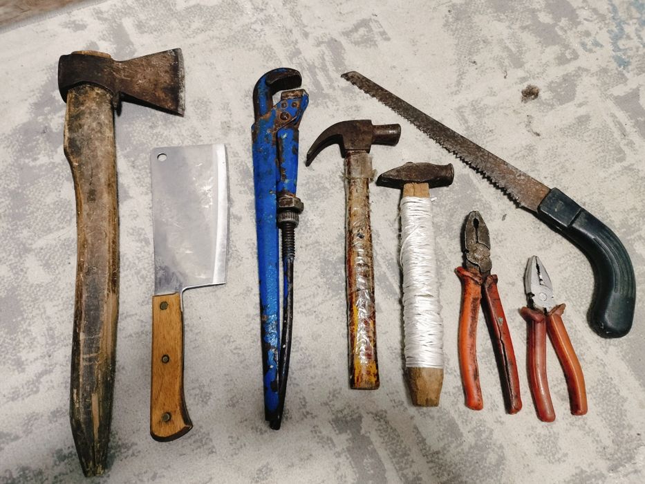 Продам инструменты в хорошем состоянии