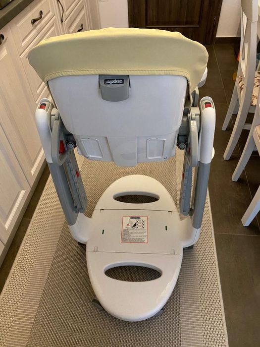 Scaun de masa 3 in 1 Peg Perego Tatamia 0-15kg