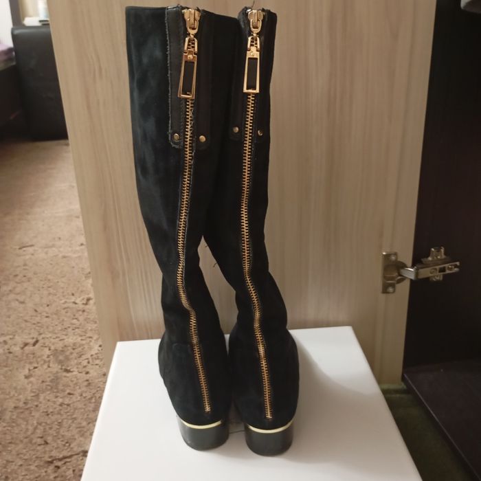 Дамски ботуши 35 номер естествен велур с естествен хастар