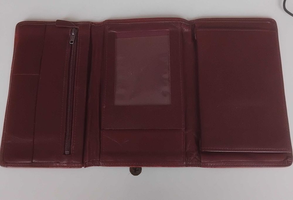 Дамско портмоне естествена кожа