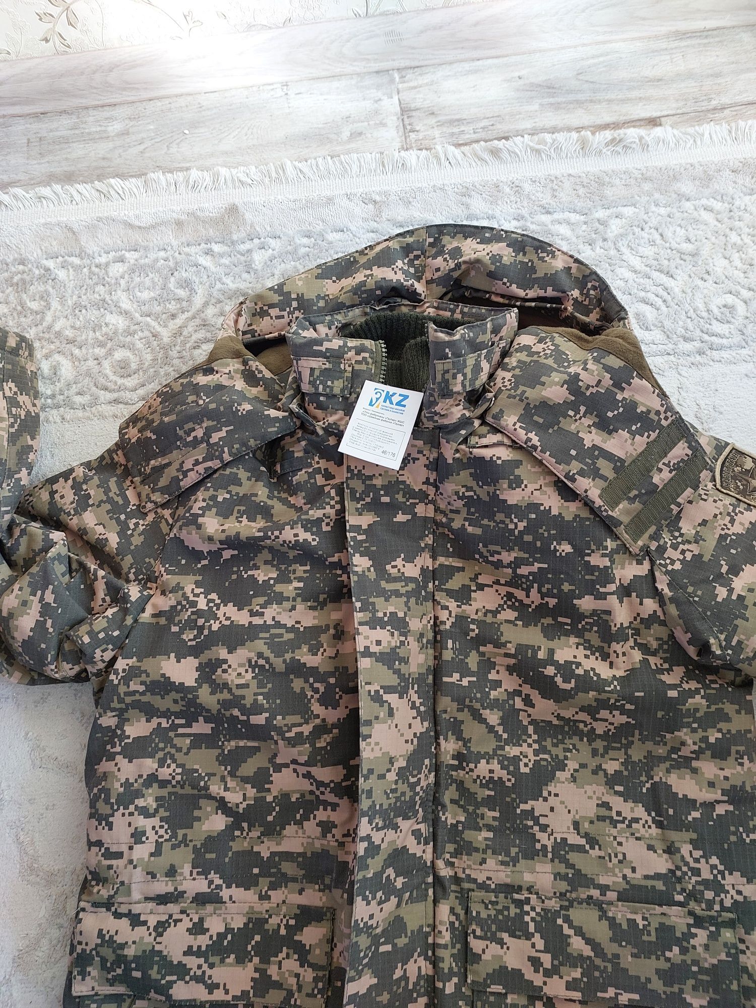 Продам военную одежду [ бушлак]