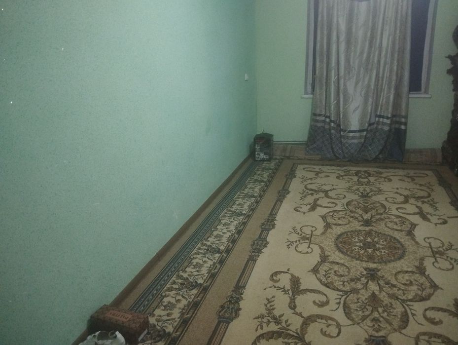 Sino zavod oldida Talaba qizlarga ijaraga uy bor