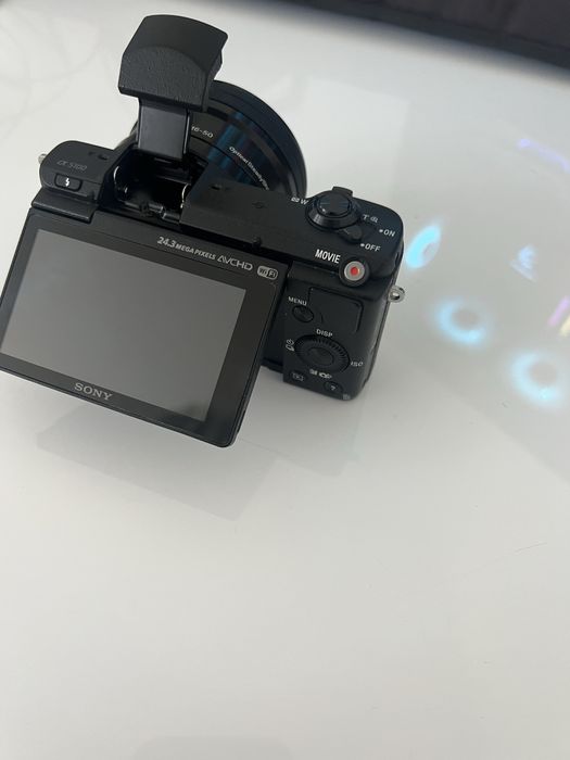 Sony Alpha 5100 E mount, APS-C