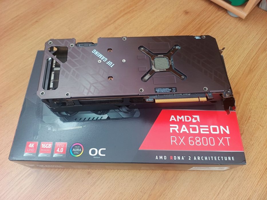 Vând RX 6800 XT 16gb DDR6